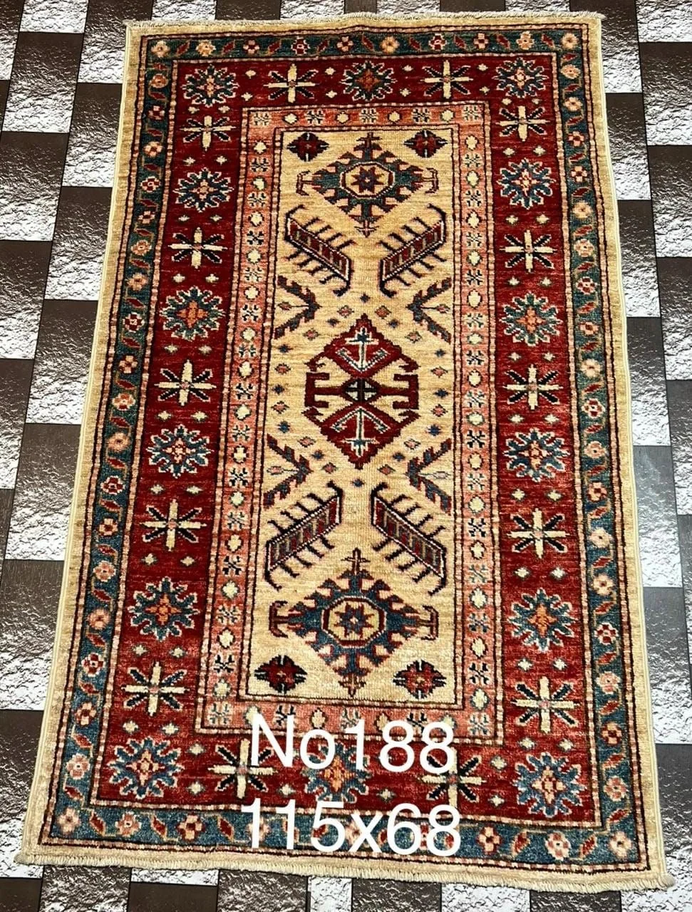 فرش دست‌باف شکارگاه مهر