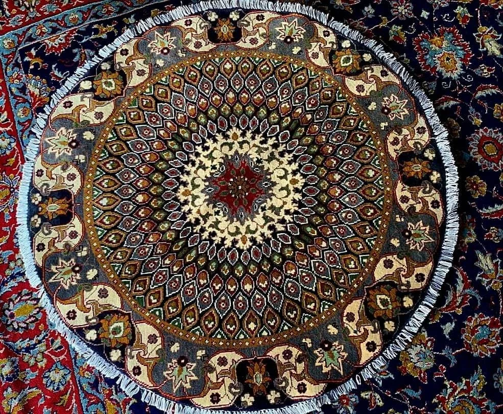 فرش دست‌باف افشان باران